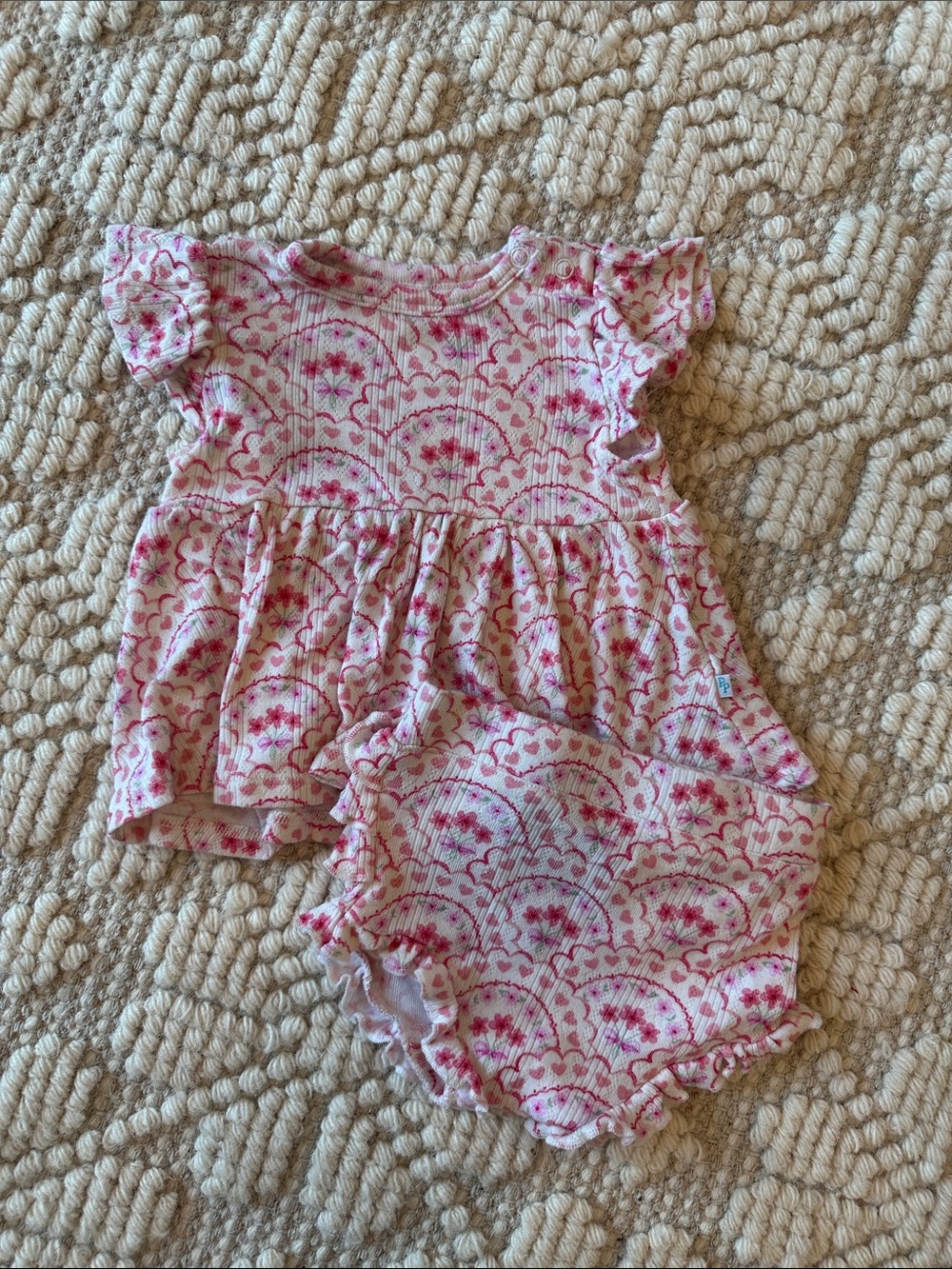 Posh peanut baby Pink Floral Ruffle Top & Bloomer Set
